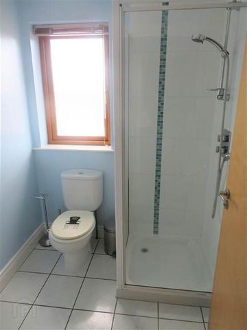 Apt 6, 351A Beersbridge Road, Belfast, BT5 5DS - Photo 3