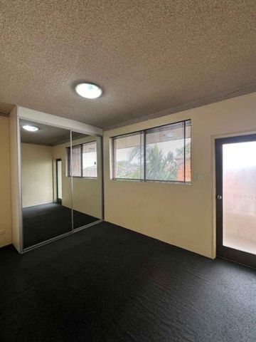 5/10 Acacia Street, Cabramatta - Photo 2