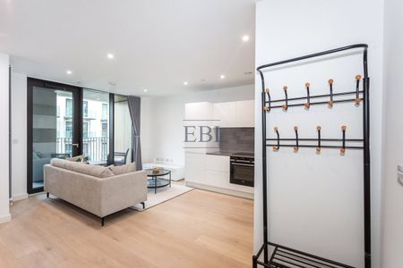 Pinnacle House, 4 Schooner Road, E16 2RE - Photo 3