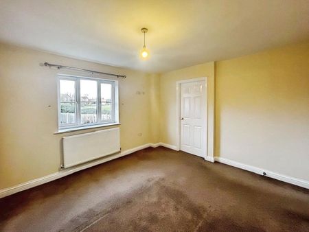 4 bedroom detached house to rent - Photo 4