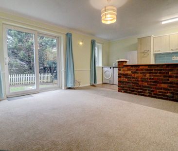 2 bedroom house to rent - Photo 1