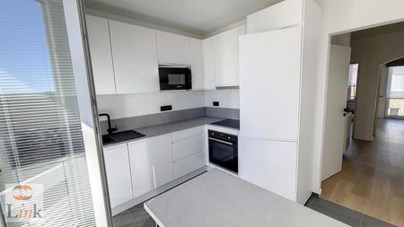 Uccle : appartement rénové en location une chambre + Bureau - Photo 2