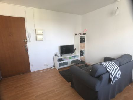 Location Appartement 2 pièces 30m² - Photo 2