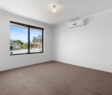 Modern 3x2 in the heart of Kelmscott - Photo 6