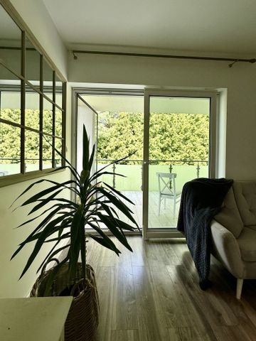 Komfortowy Apartament 4 Pokoje, Ogród i Taras - Photo 2
