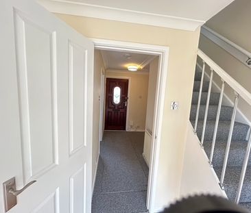 Mid Town House to Rent in Leek - Photo 4