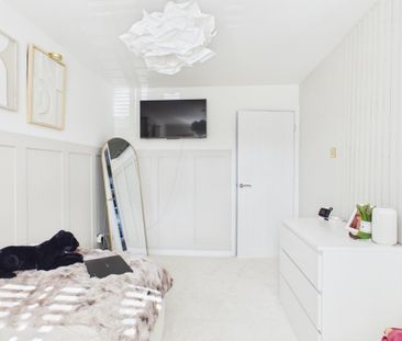 4 bedroom detached house to rent - Photo 6