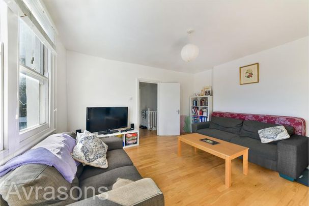 2 bedroom flat to rent - Photo 1