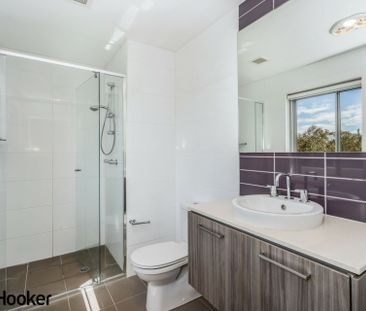 Get in quick - Photo 6