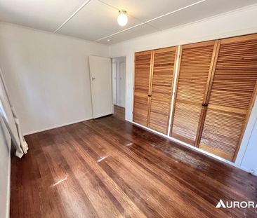 Good Home, Great Location, Big Block. - Photo 5