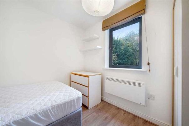 Wallace Court, Balham High Road, London, SW17 - Photo 1