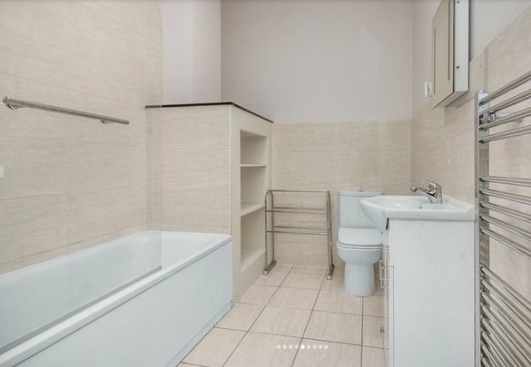 2 Bed Flat, Babik Court, E8 - Photo 1