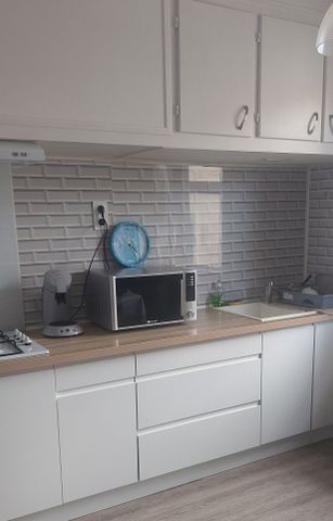 Location Appartement 3 pièces 55m² ST HIPPOLYTE 66510 - Photo 4