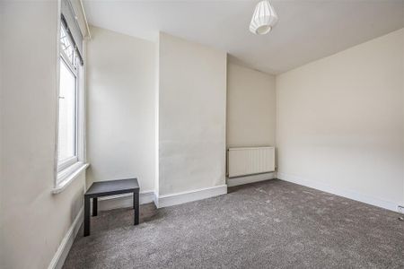 2 bedroom house to rent - Photo 2