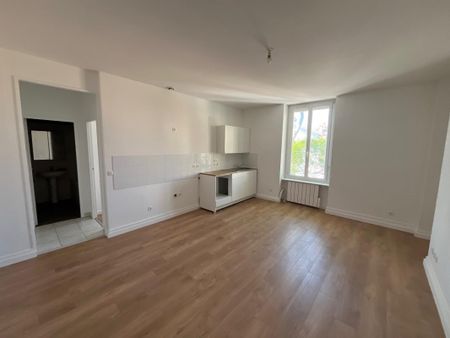 Location Appartement 2 pièces 37m² ST FONS 69190 - Photo 3
