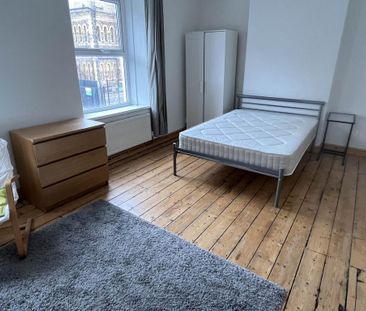 4 bedroom house to rent - Photo 1