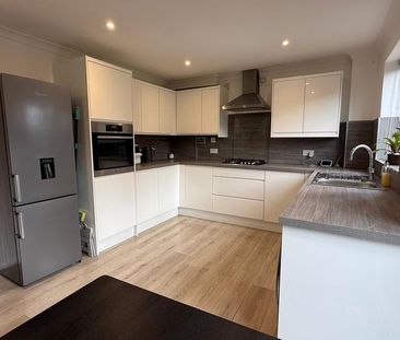 3 bedroom property to rent - Photo 5