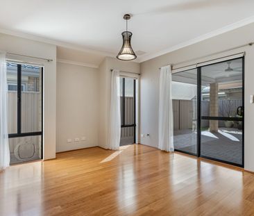 Spacious 4-Bedroom Family Home - Photo 4