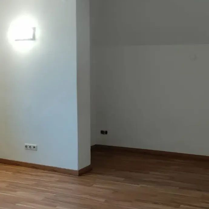 SANIERTE WOHNUNG NÄHE WIFI LINZ - Photo 1