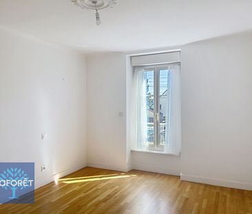 House - Photo 2