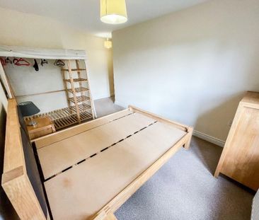 8 Greenwood Court, Ballynahinch Road, Lisburn, BT27 5GF - Photo 4