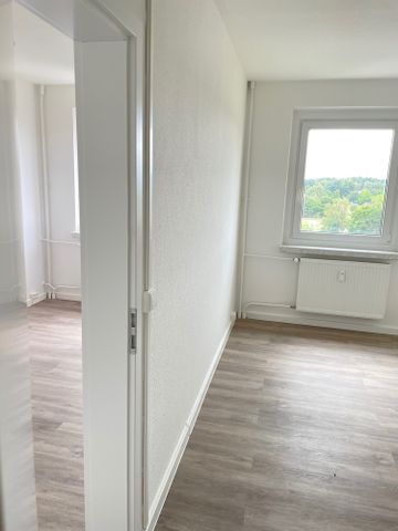 FLÄCHE! 7-8 Zimmer, 5. Geschoss / KEIN Aufzug - Foto 2