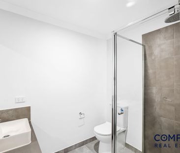 38 Cinnamon Drive, Cranbourne East VIC 3977 - Townhouse For Rent | ... - Photo 3