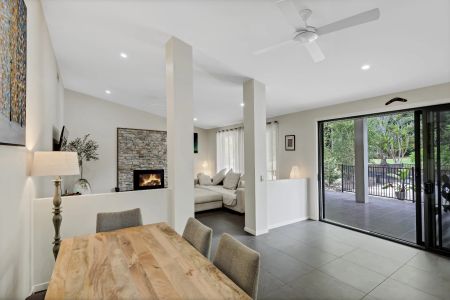 Expansive Family Retreat on Over an Acre - Pool, Utilities & Lawn Maintenance Included - Photo 2