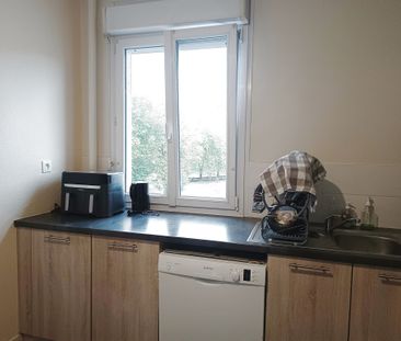 Location Appartement 3 pièces 78m² ST LO 50000 - Photo 4