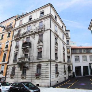 Appartement 4 pièces, à deux pas du lac, rue P. PLANTAMOUR 33 à Genève - Foto 2