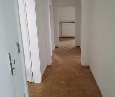 Schöne 3-Zi-Wohnung mit Balkon in Ma- Friedrichsfeld zu vermieten - Foto 1