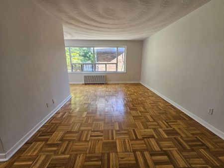 For Lease - 20 Cosburn Avenue Unit# 207, Toronto, Ontario - Photo 4