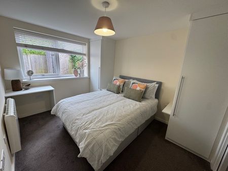 2 bedroom apartment to rent - Photo 4