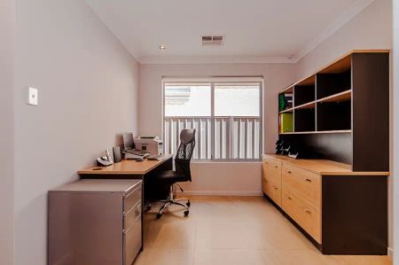 “Elegantly Finished Family Home” - Photo 2