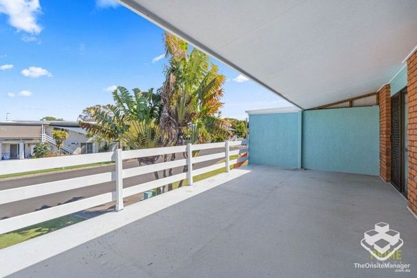 3 Bedroom 2 Bathroom Unit - Photo 1