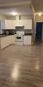 2BDRM Side Suite 750sqft - $1700 - Photo 3