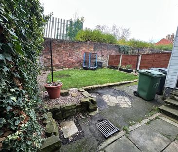 2 bedroom terraced house to rent - Photo 5