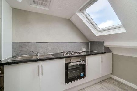 Emma Place, Stonehouse, Plymouth, PL1 - Photo 2