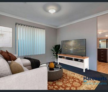 Low Maintenance Ultra-Modern Home - Photo 1