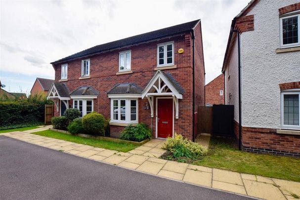 3 bedroom semi-detached house to rent - Photo 1