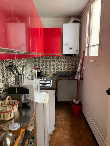 Location Appartement 2 pièces 47m² - Photo 3