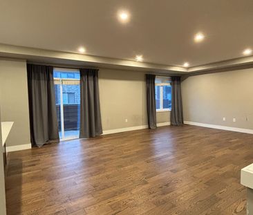 For Lease - 1960 Dalmagarry Road Unit# 40, London North, Ontario - Photo 4