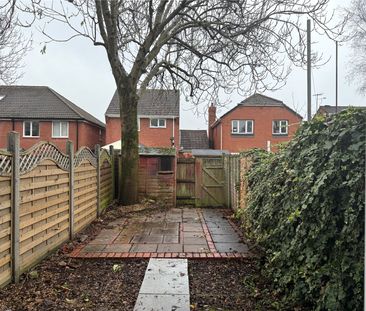 2 bedroom house to rent Ivy Dene, Southampton, Hampshire, SO19 - Photo 1