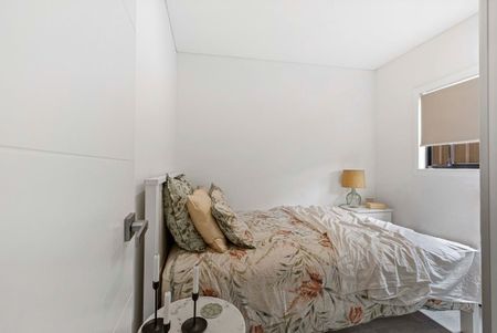 Neat Two Bedroom Granny Flat - Photo 3