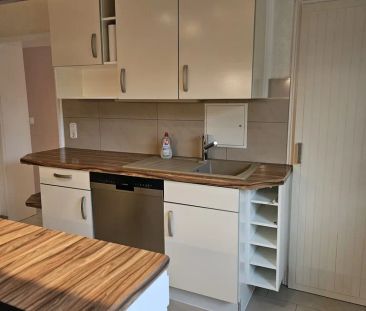 Stieldorferhohn: Top-modernisierte Etagenwohnung mit gehobener Auss... - Foto 1