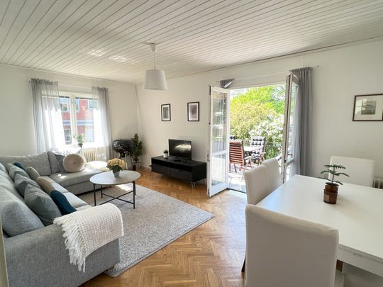 Olof Skötkonungs väg, Hägersten - Photo 1