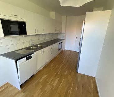Rönnebergsgatan 18, Öster - Photo 1