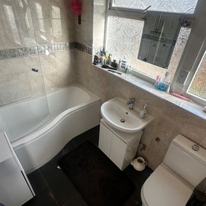 1 bedroom house to rent Benson Close, LU3 - Photo 2