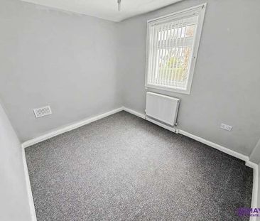 Greatlands Crescent, Plymouth, PL2 - Photo 4