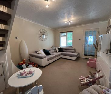 2 bedroom semi-detached house to rent - Photo 4